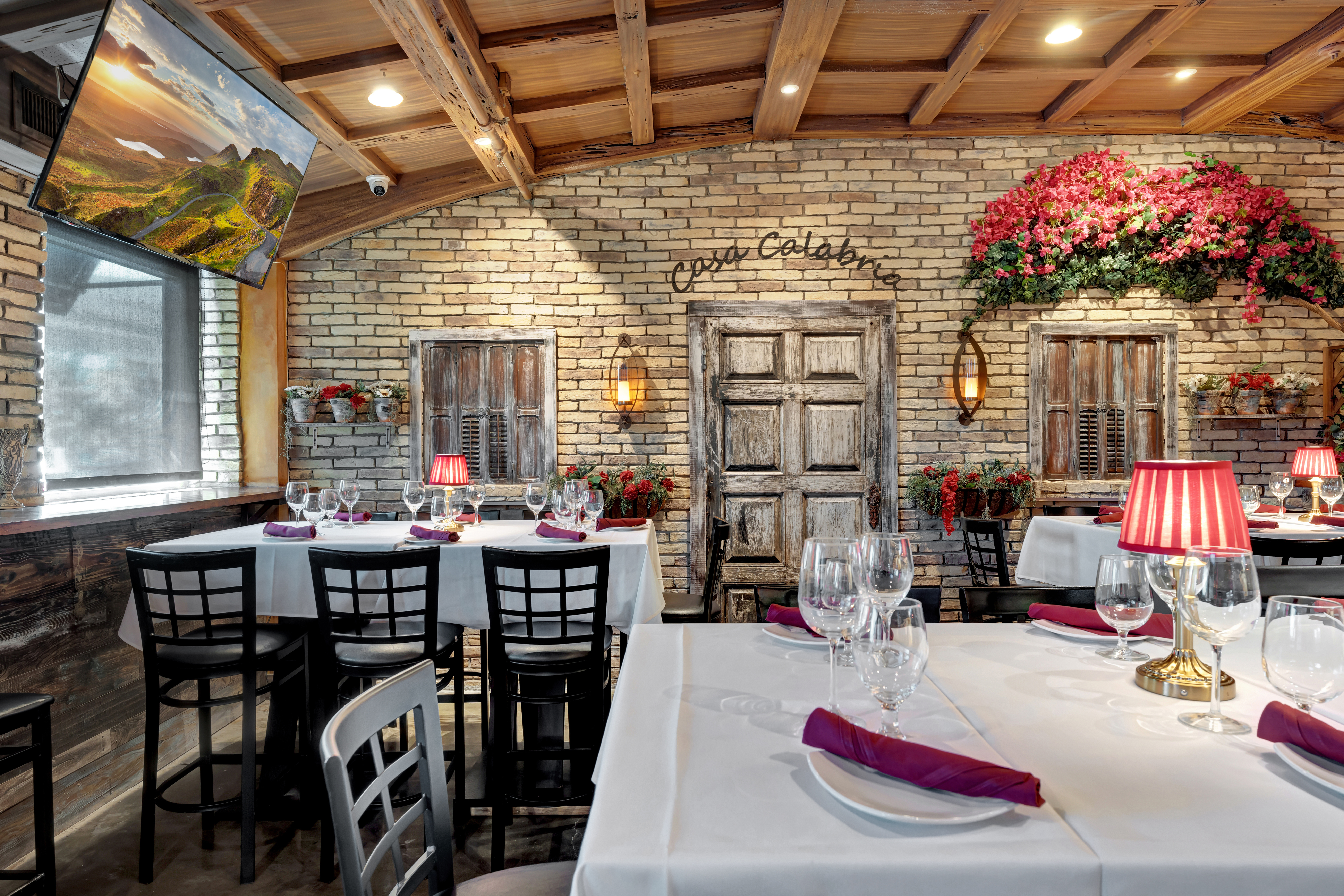 Casa Calabria authentic Italian restaurant at Ocean Manor Beach Resort in Fort Lauderdale